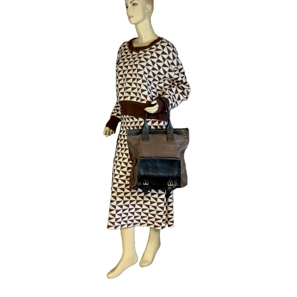 CHLOE FRONT POCKET TOTE BAG IN BROWN & BLACK LEATHER W/DETACHABLE POUCH